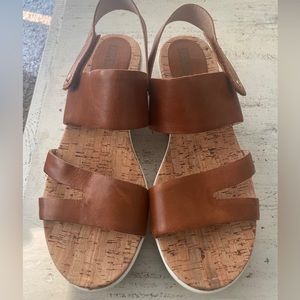 Pikolinos woman’s sandals sz 40, 9.5 - adjustable strap - slight wedge